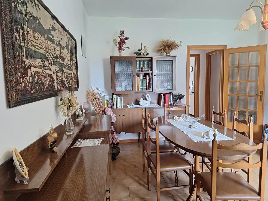 Immagine 2 di Appartamento in vendita  a Collesalvetti