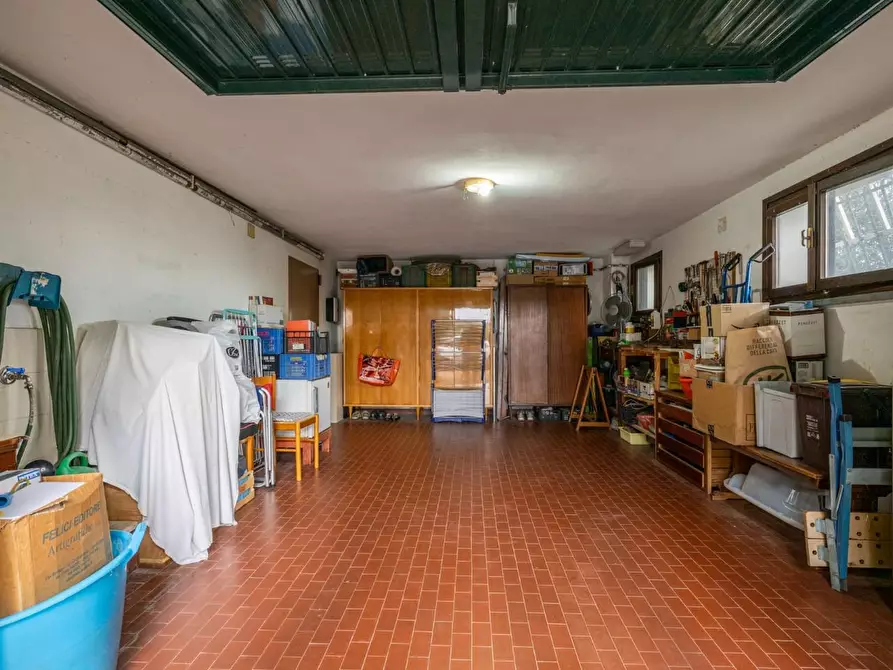 Immagine 62 di Villa in vendita  a Casciana Terme Lari