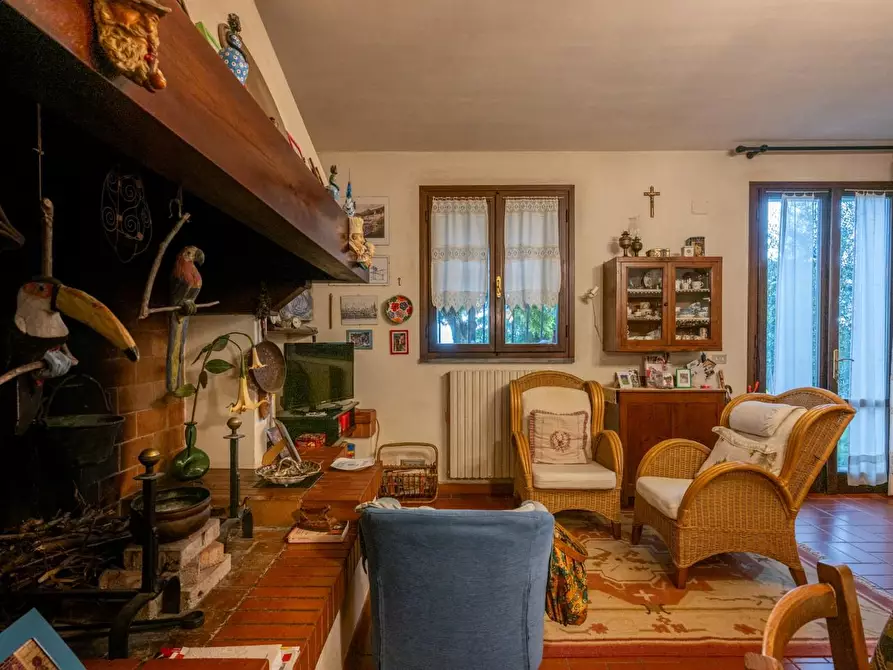 Immagine 48 di Villa in vendita  a Casciana Terme Lari