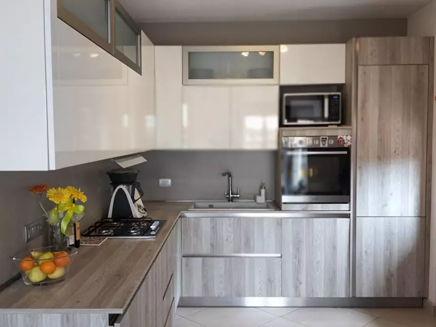 Immagine 2 di Appartamento in vendita  a Siena