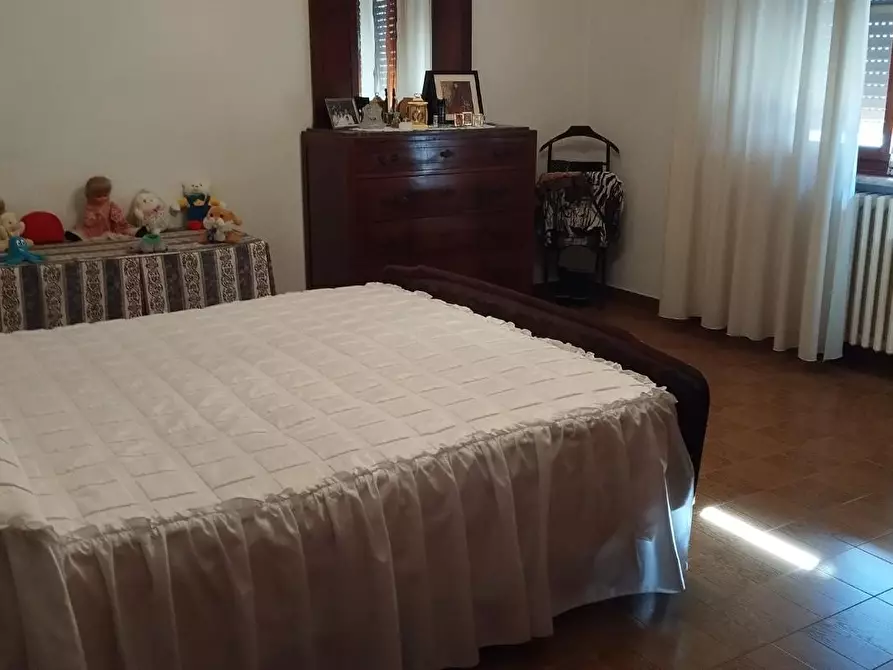 Immagine 12 di Villa in vendita  a San Giuliano Terme