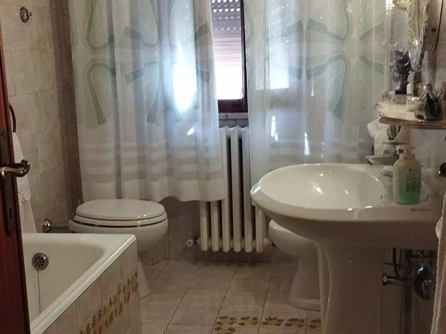 Immagine 6 di Villa in vendita  a San Giuliano Terme