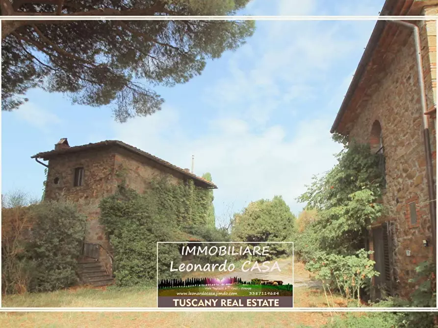 Immagine 28 di Casa colonica in vendita  a Vinci