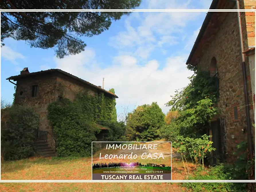 Immagine 1 di Casa colonica in vendita  a Vinci