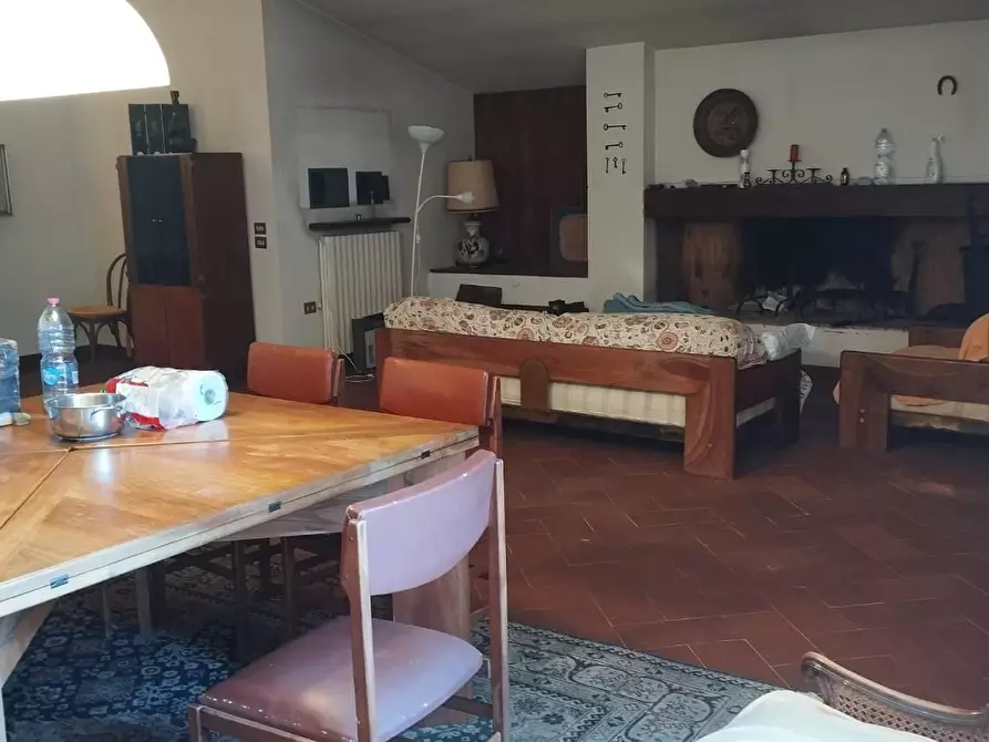 Immagine 4 di Villa in vendita  a Vicopisano