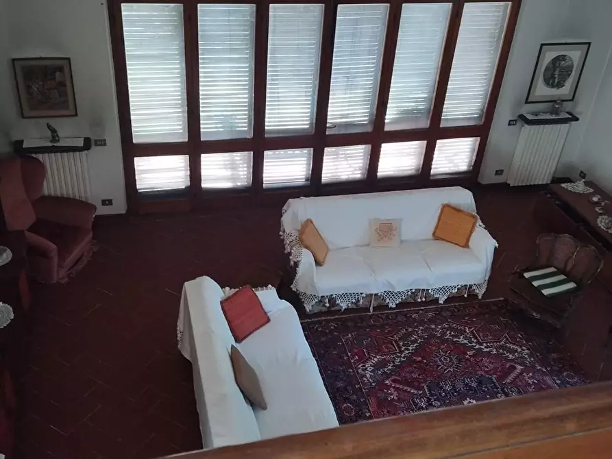 Immagine 18 di Villa in vendita  a Vicopisano