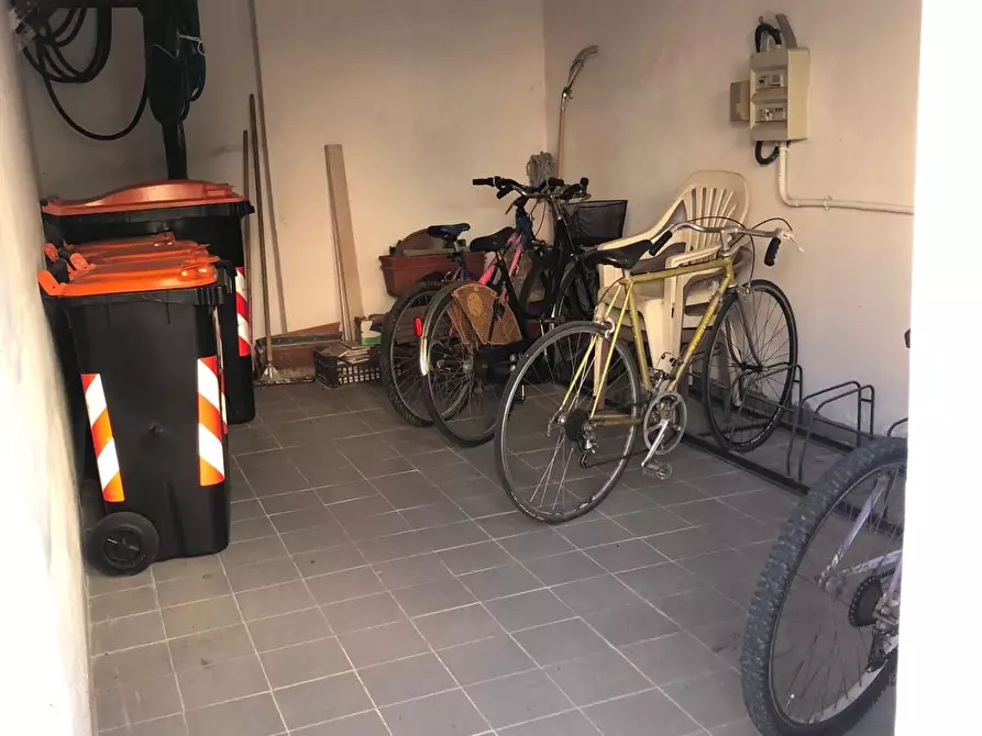 Immagine 12 di Appartamento in vendita  a Pontedera