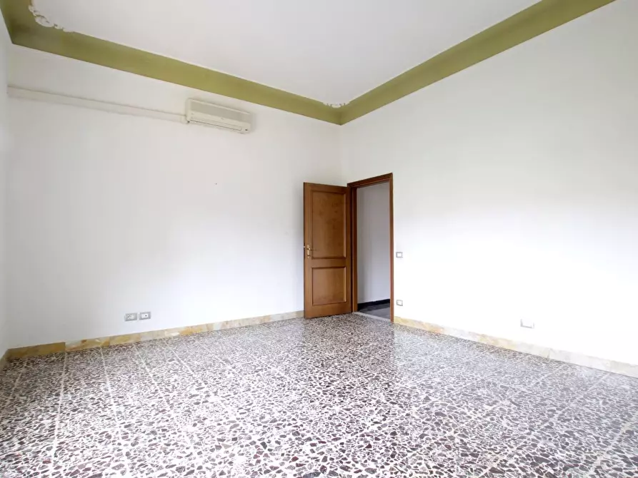 Immagine 15 di Appartamento in vendita  a Poggibonsi