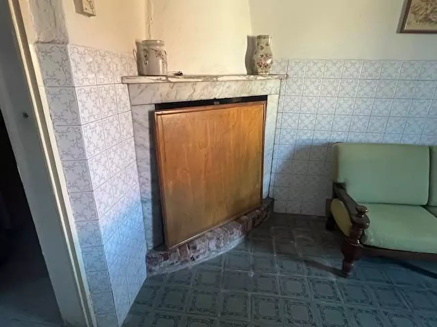 Immagine 5 di Terratetto in vendita  a Massa