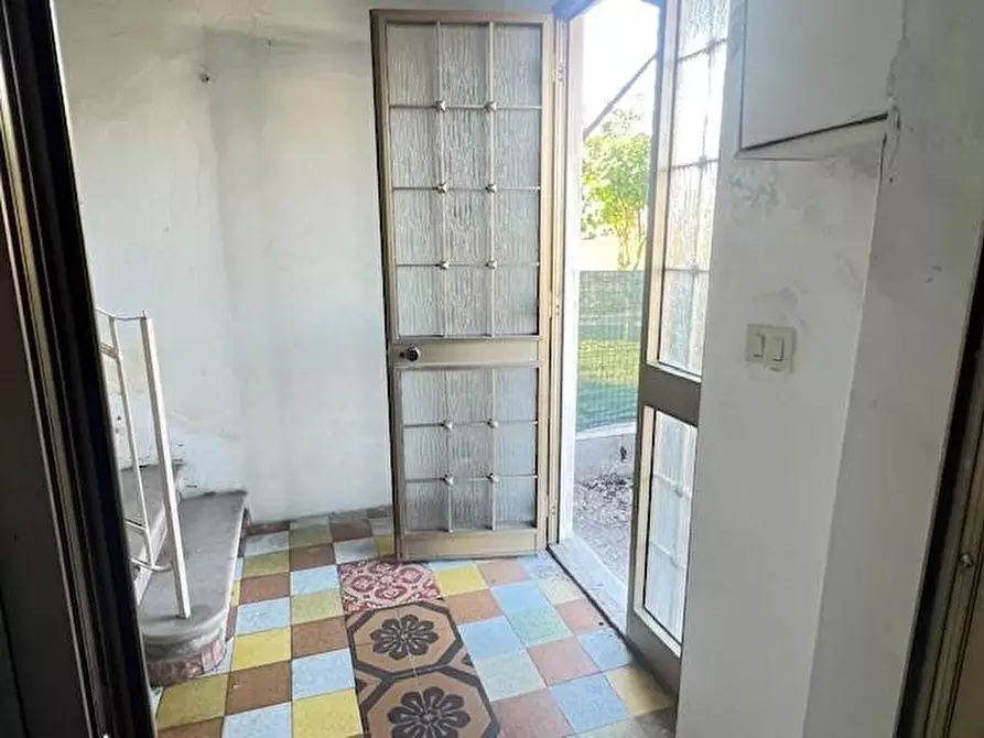 Immagine 10 di Terratetto in vendita  a Massa