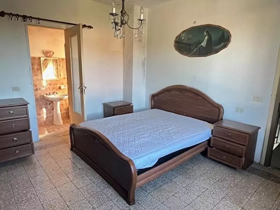 Immagine 16 di Terratetto in vendita  a Massa