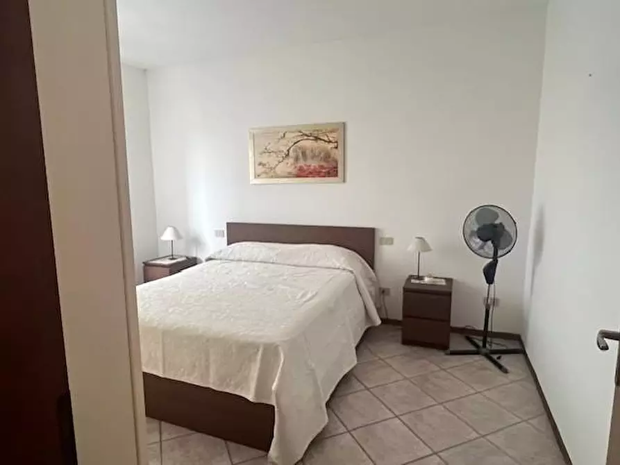 Immagine 20 di Casa semindipendente in vendita  a Massa