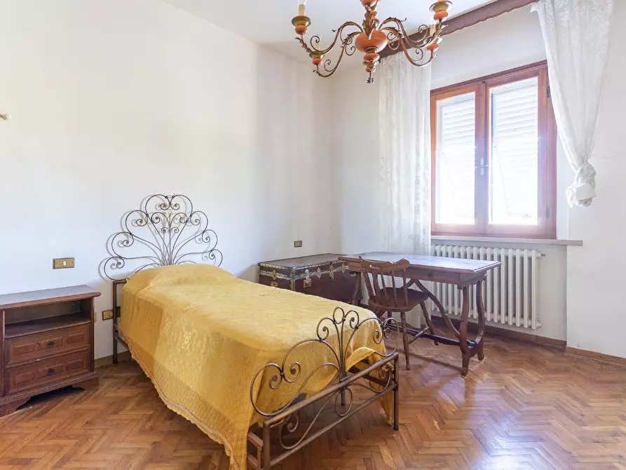 Immagine 39 di Villa in vendita  a Montaione