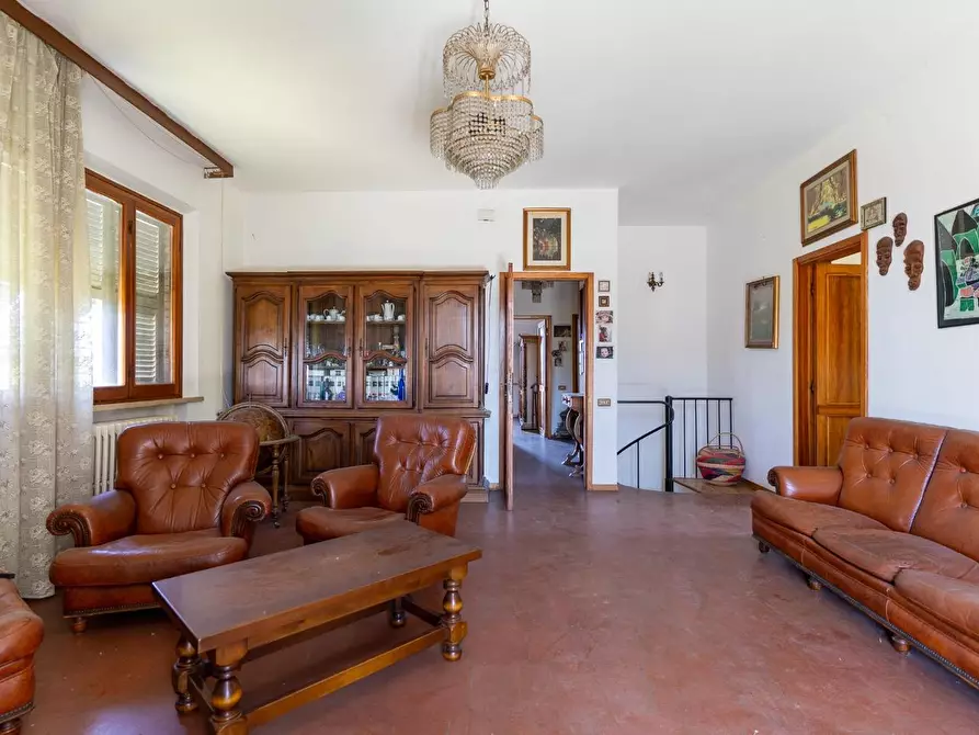 Immagine 23 di Villa in vendita  a Montaione