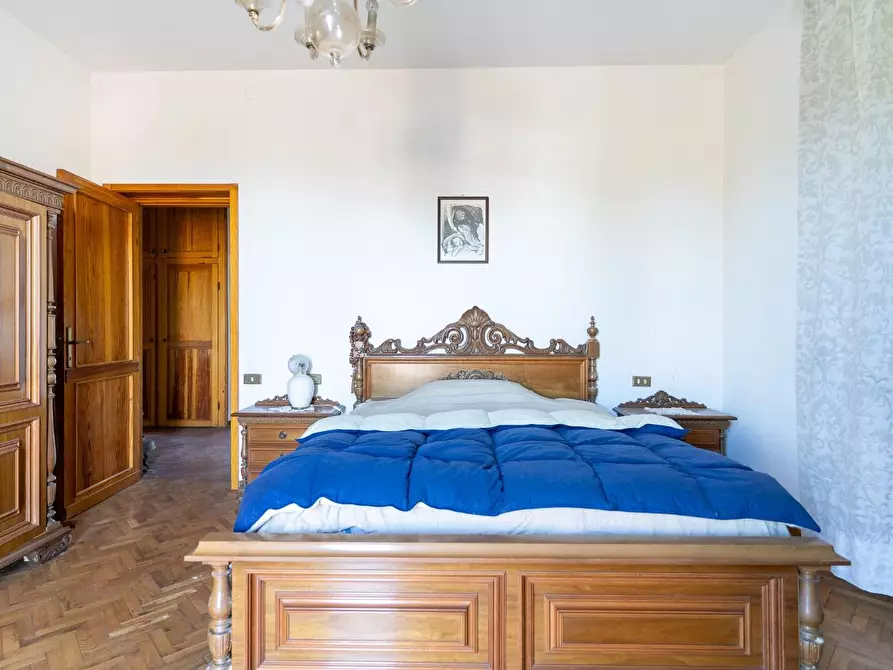 Immagine 26 di Villa in vendita  a Montaione