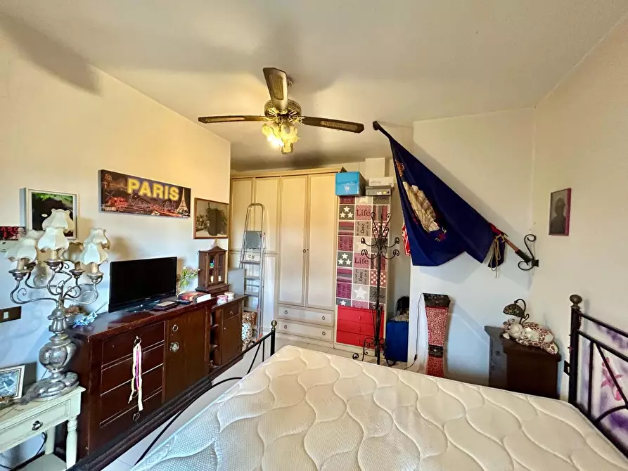 Immagine 8 di Appartamento in vendita  a Siena