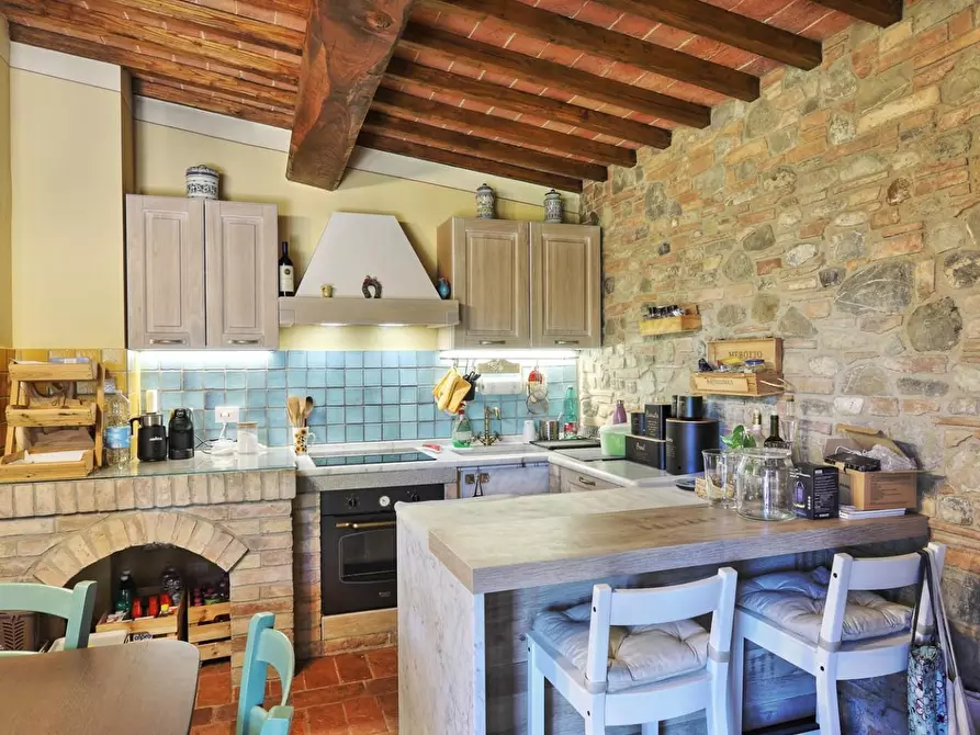 Immagine 14 di Casa colonica in vendita  a Gambassi Terme