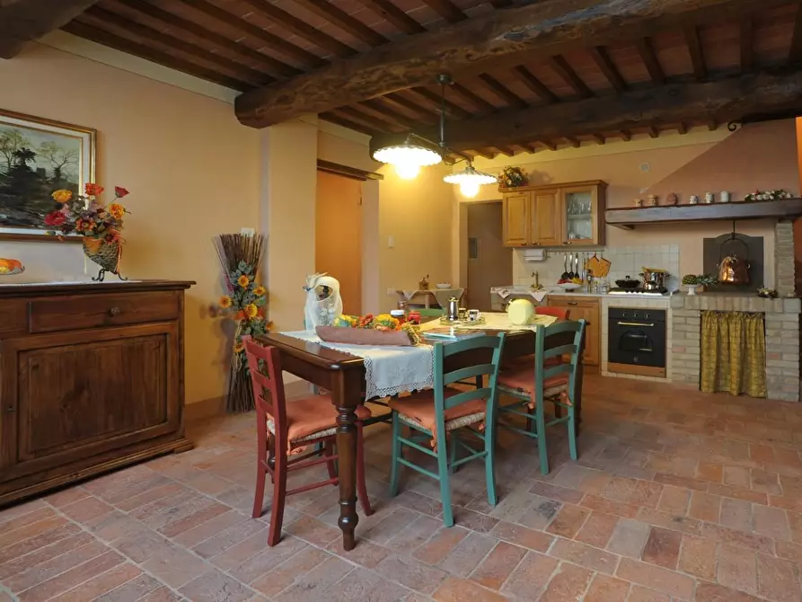 Immagine 20 di Casa colonica in vendita  a Gambassi Terme