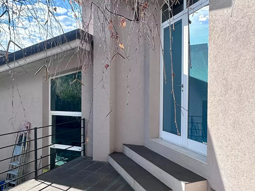 Immagine 6 di Villa in vendita  a Carrara