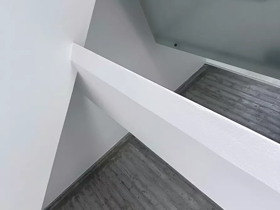 Immagine 8 di Villa in vendita  a Carrara