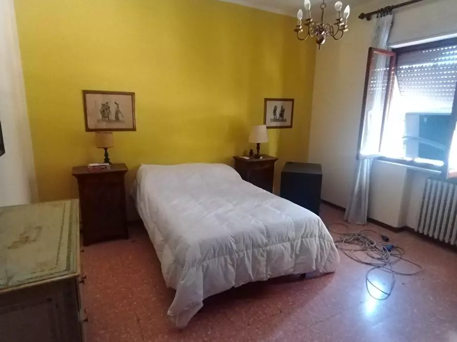 Immagine 17 di Appartamento in vendita  a Carrara