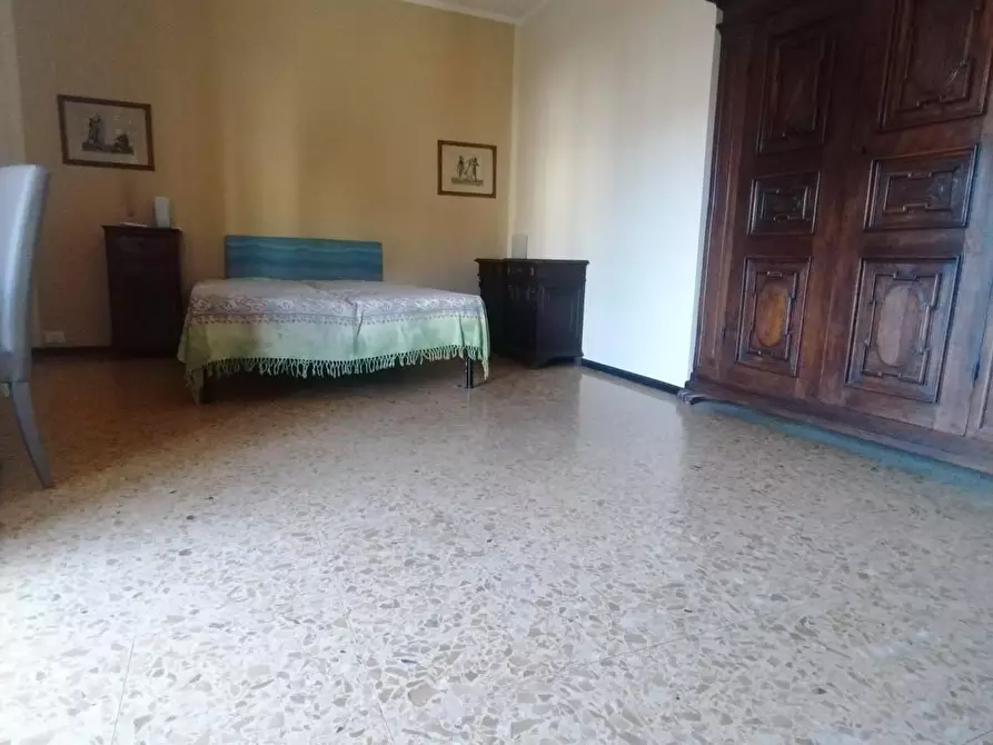 Immagine 15 di Appartamento in vendita  a Carrara