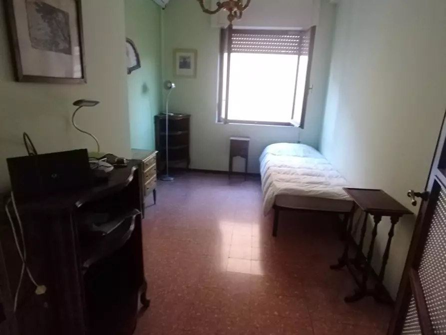 Immagine 13 di Appartamento in vendita  a Carrara