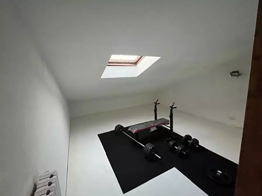 Immagine 25 di Villetta a schiera in vendita  a Terricciola