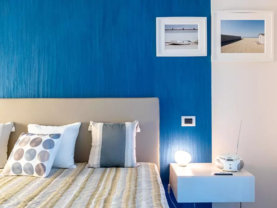 Immagine 12 di Appartamento in vendita  a Viareggio