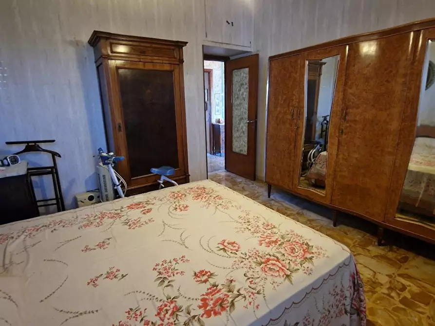 Immagine 22 di Appartamento in vendita  a Massa