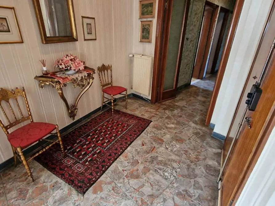 Immagine 16 di Appartamento in vendita  a Massa