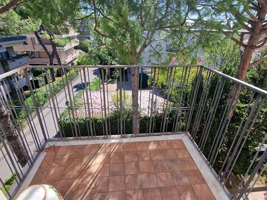 Immagine 11 di Appartamento in vendita  a Massa