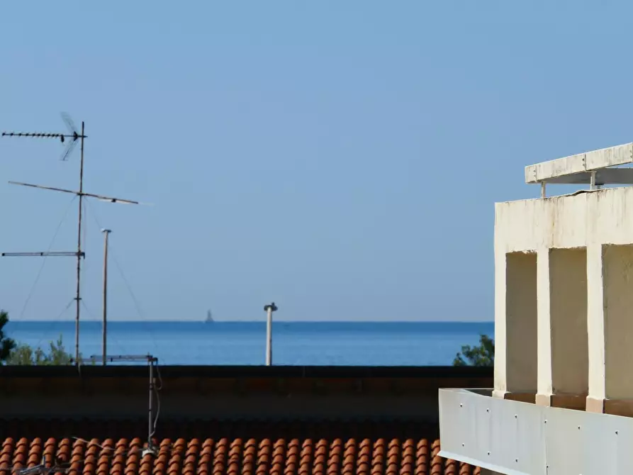 Immagine 15 di Appartamento in vendita  a Massa