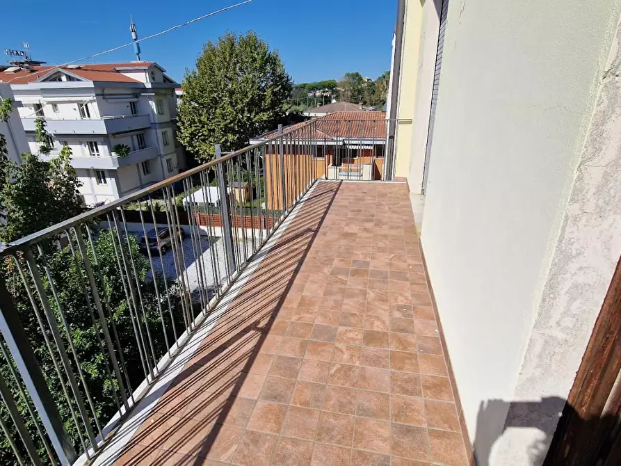 Immagine 13 di Appartamento in vendita  a Massa