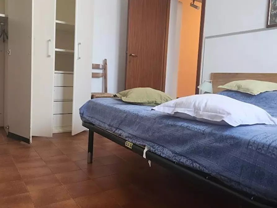 Immagine 12 di Appartamento in vendita  a Carrara