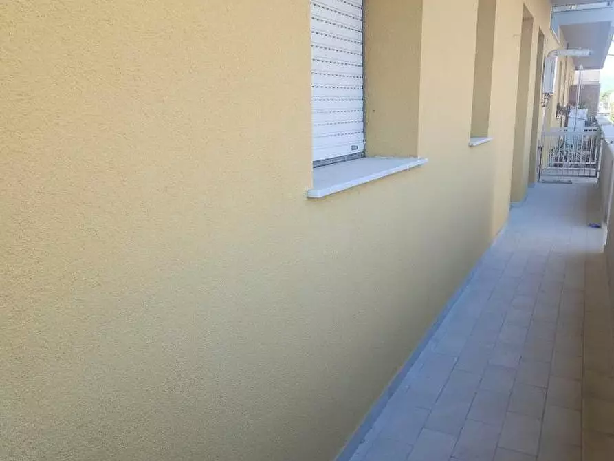 Immagine 15 di Appartamento in vendita  a Carrara