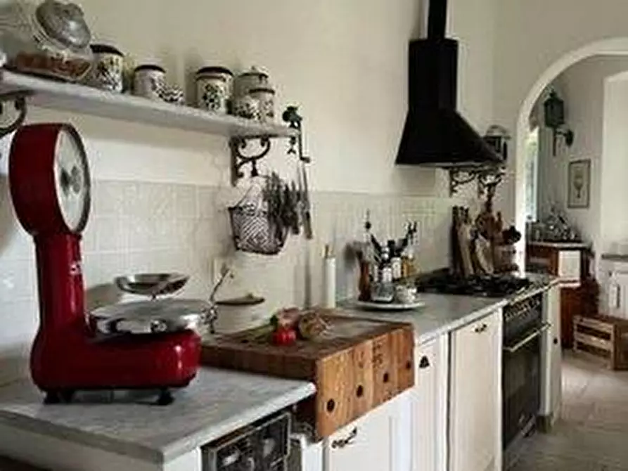 Immagine 19 di Appartamento in vendita  a Livorno