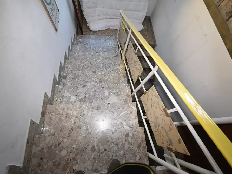 Immagine 5 di Appartamento in vendita  a Pisa