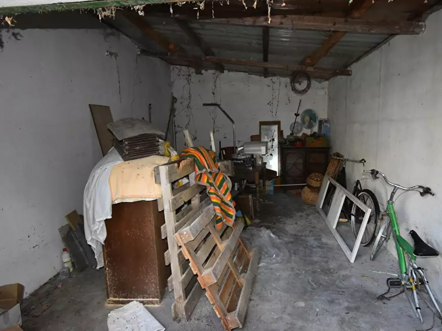 Immagine 31 di Appartamento in vendita  a Pisa