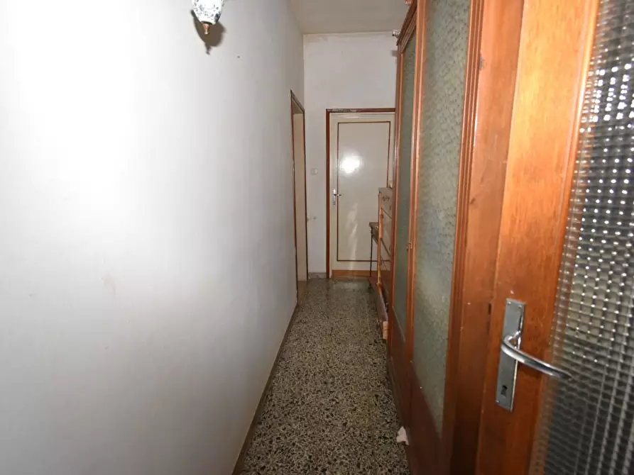 Immagine 19 di Appartamento in vendita  a Pisa