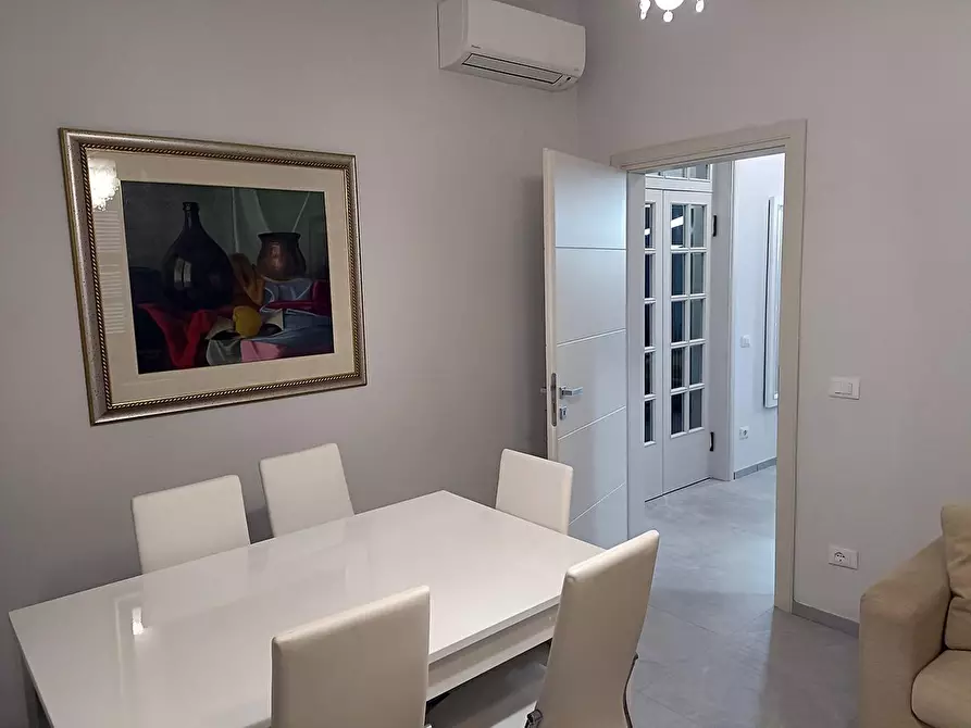 Immagine 9 di Appartamento in vendita  a Massa