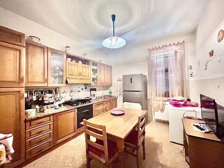 Immagine 5 di Casa indipendente in vendita  a Castelnuovo Magra