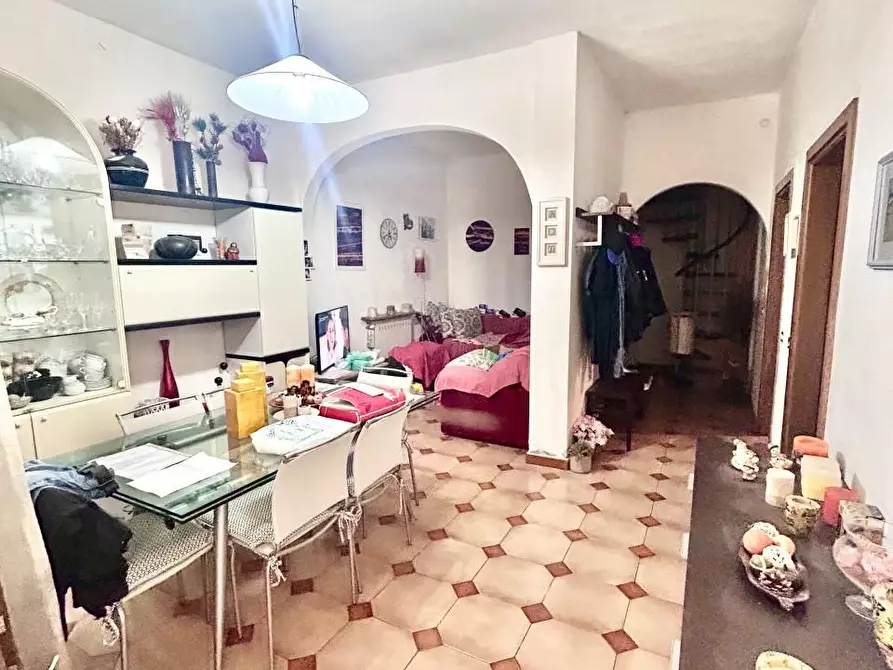 Immagine 3 di Casa indipendente in vendita  a Castelnuovo Magra