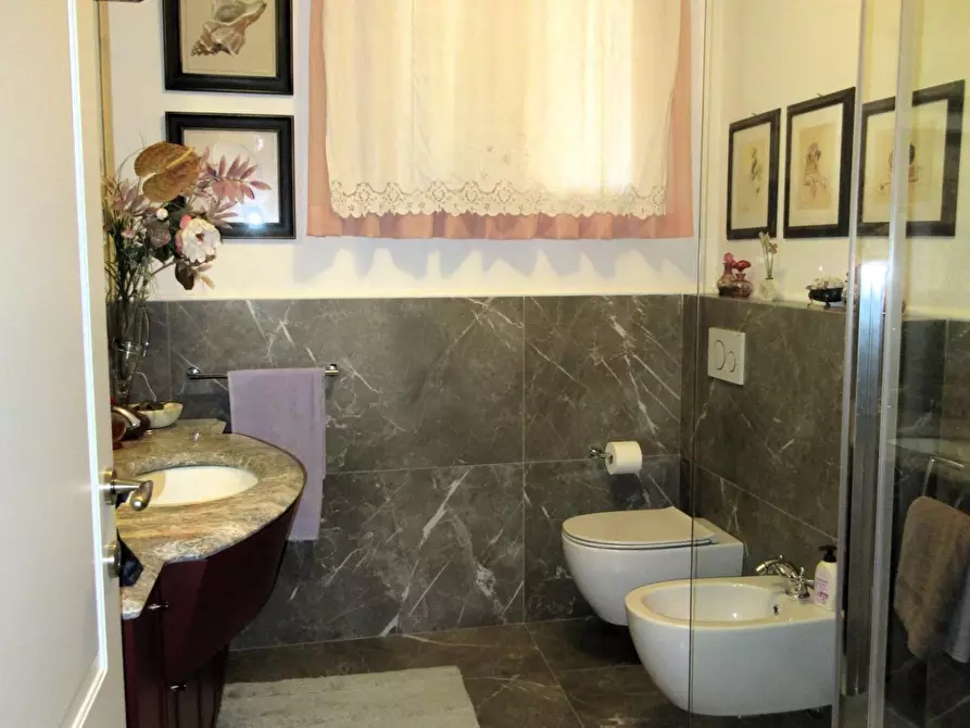 Immagine 11 di Villetta a schiera in vendita  a Empoli