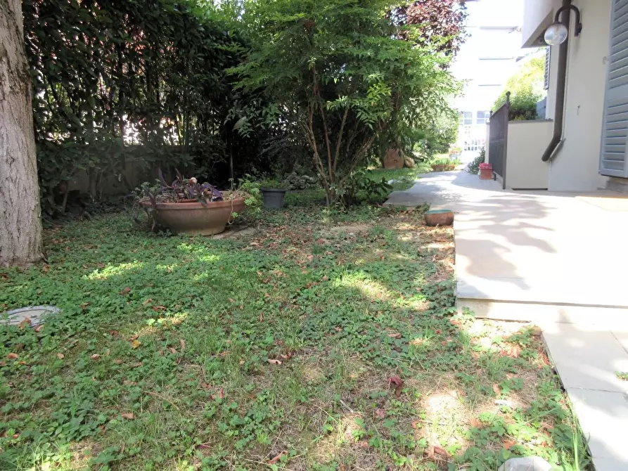 Immagine 15 di Villetta a schiera in vendita  a Empoli