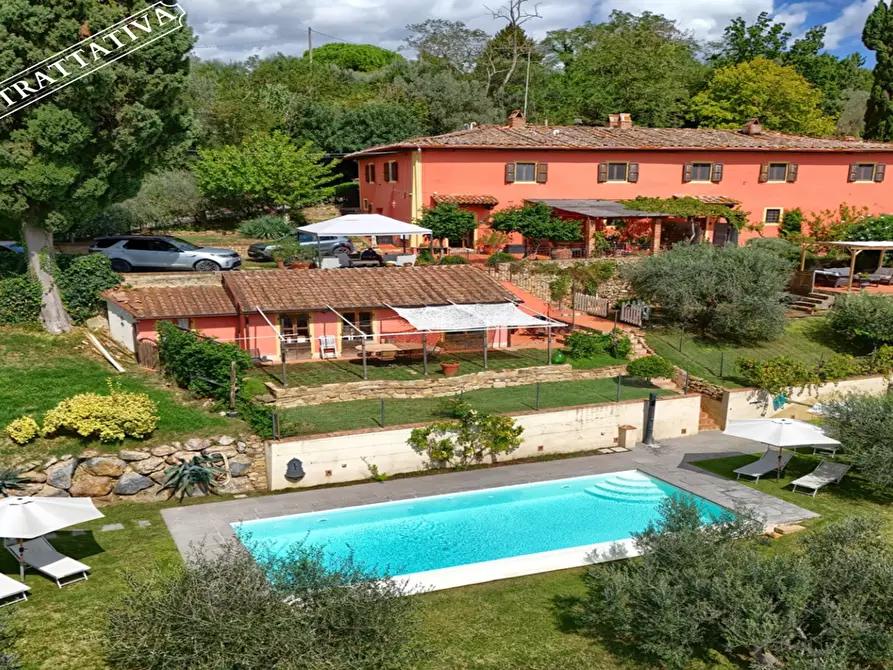 Immagine 1 di Casa colonica in vendita  a Certaldo