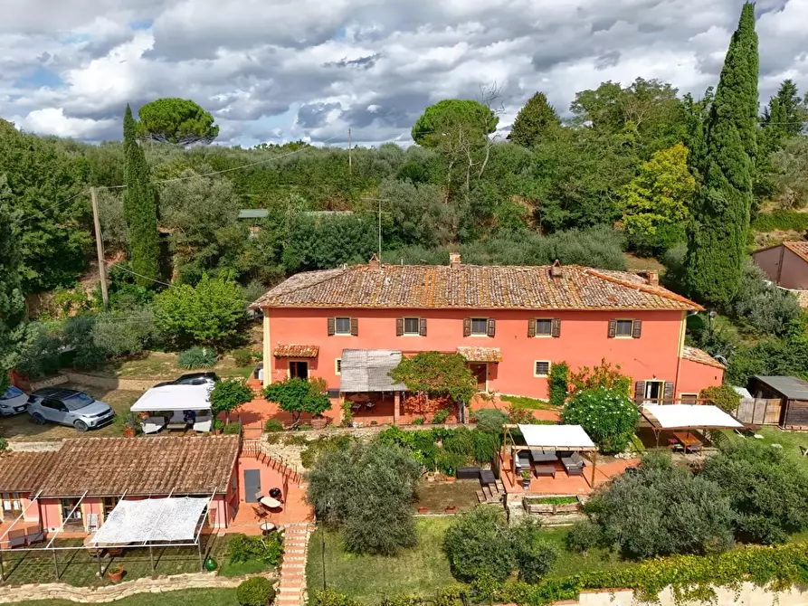 Immagine 5 di Casa colonica in vendita  a Certaldo