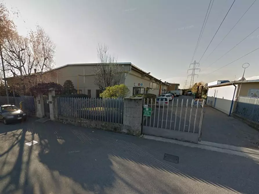 Immagine 1 di Capannone industriale in vendita  a Trezzo Sull'adda