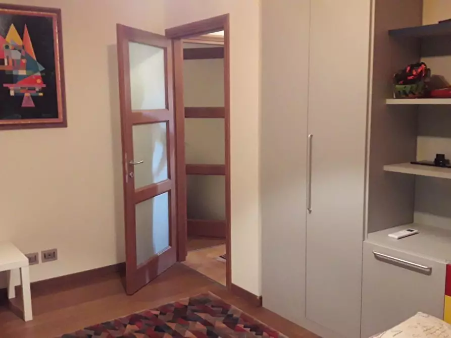 Immagine 7 di Appartamento in vendita  a Massa