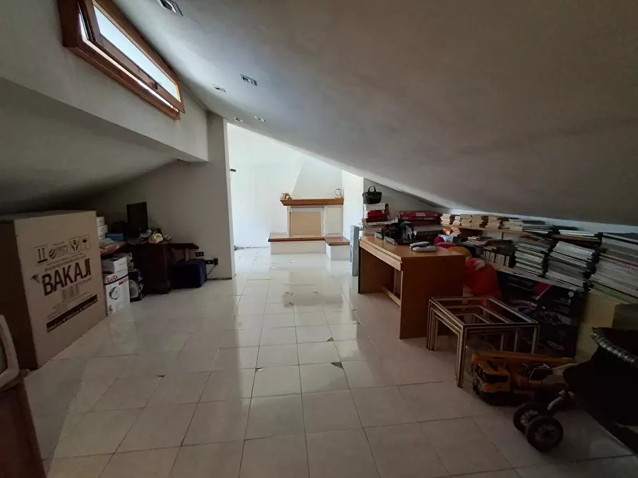 Immagine 14 di Appartamento in vendita  a Vinci